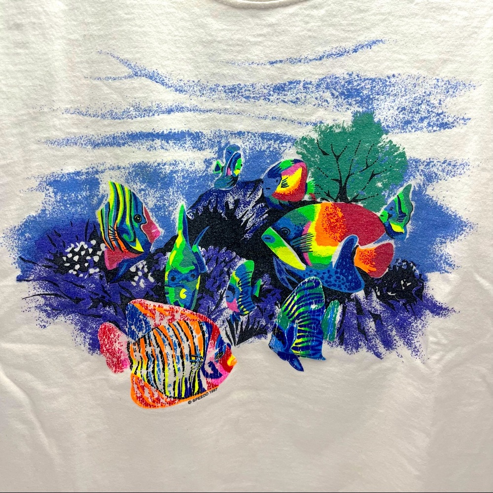Vintage 1997 Speedo Tee Kid’s Size L Fluorescent Fish 19”x23” Beach Tee